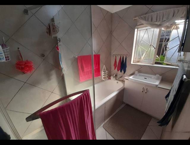 3 BEDROOM HOUSE FOR SALE IN DAL FOUCHE